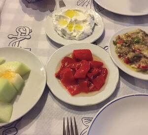 Buhara Meyhanesi Cesme Cesme